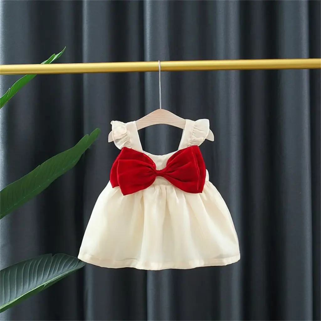 Sweet valentina with white ribbon